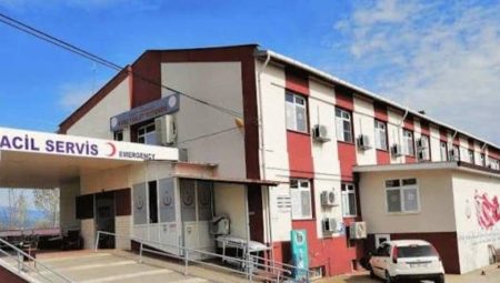 Kiraz Devlet Hastanesi’nde yeni iddia! Kurum aracı meyhane servisi mi oldu?